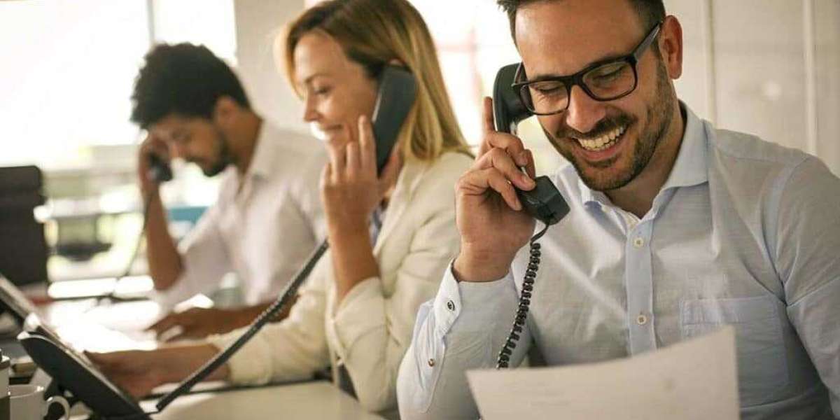 The Ultimate Guide to Choosing Call Center Services in Canada